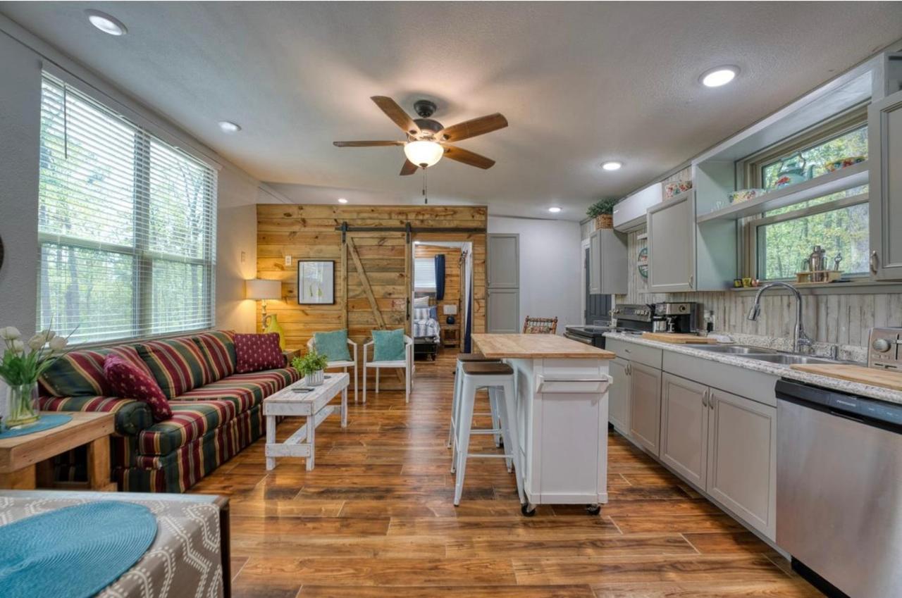 הוט ספרינגס Blue Bungalow Lake Hamilton מראה חיצוני תמונה